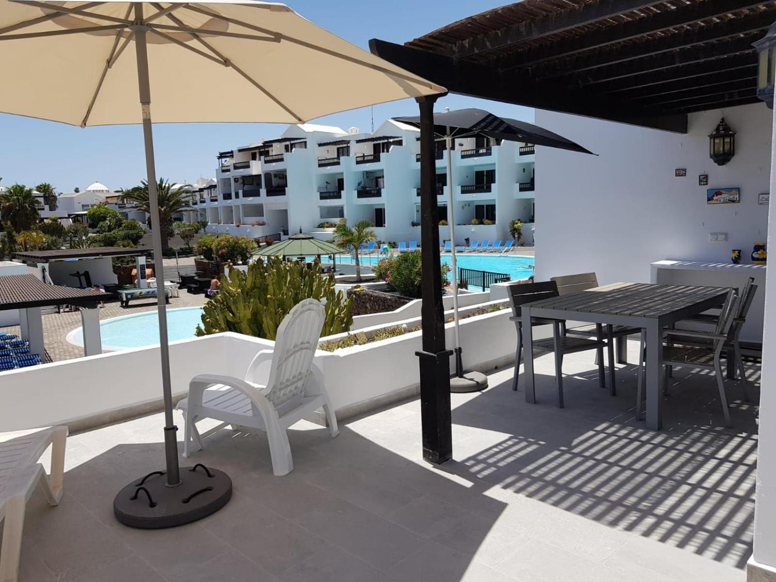 Playa Bastian 2 Habs 2 Banos Y Super Terraza Apartment Costa Teguise Exterior photo