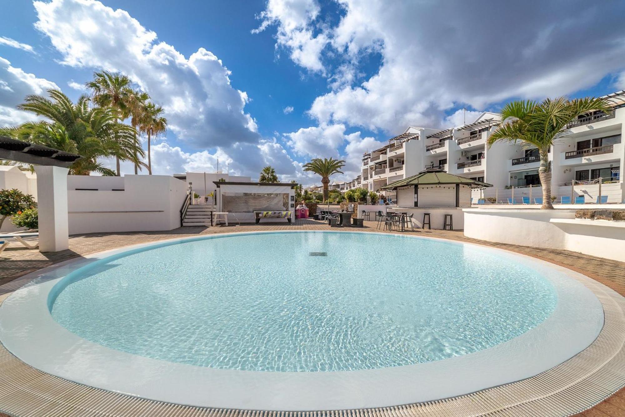 Playa Bastian 2 Habs 2 Banos Y Super Terraza Apartment Costa Teguise Exterior photo